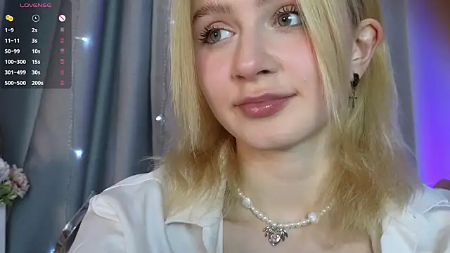Snapshot of jenny_bunny_ chatting on February 7, 2025, 7:29 am jenny bunny online show from February 7, 2025, 7:29 am