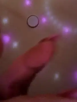 Ely Elenita online show from February 28, 2025, 9:01 pm