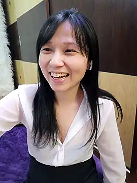 Snapshot of enjoysung chatting on February 17, 2025, 11:34 am enjoysung online show from February 17, 2025, 11:34 am
