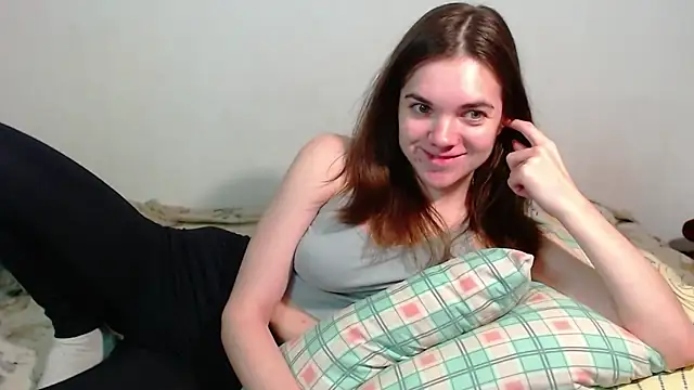 SallyMkn online show from March 27, 2026, 5:56 pm