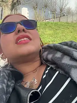 Snapshot of Miapeyton chatting on March 18, 2025, 3:31 pm Miapeyton online show from March 18, 2025, 3:31 pm