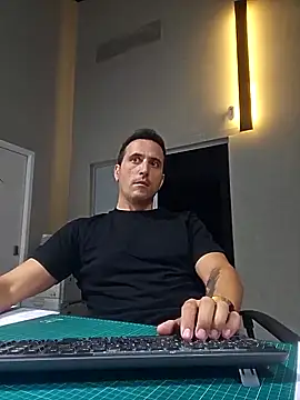 Lucas   81 online show from October 21, 2025, 6:30 pm