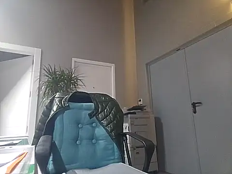 Lucas   81 online show from November 27, 2025, 7:49 pm