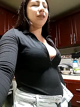 Sara Brownx online show from October 9, 2025, 1:03 am