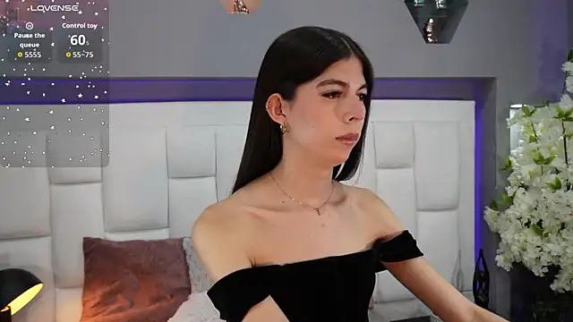 CuteAri online show from September 25, 2025, 8:45 pm