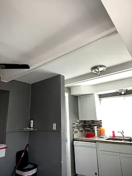 Festivitiesking1 online show from September 19, 2025, 3:24 pm