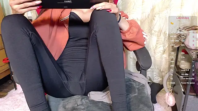 sweetdam12 online show from January 17, 2026, 7:50 pm