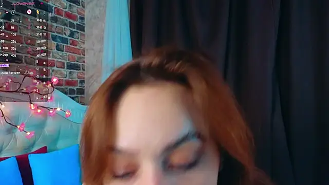 EvaLeester online show from December 3, 2025, 7:05 am