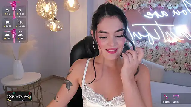 Snapshot of GiaFerrara chatting on January 29, 2025, 3:22 am GiaFerrara online show from January 29, 2025, 3:22 am