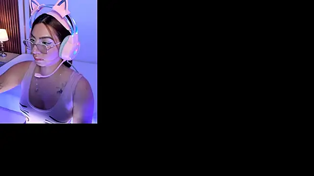 Snapshot of CamilaVegas_ chatting on June 15, 2026, 4:53 pm CamilaVegas online show from June 15, 2026, 4:53 pm
