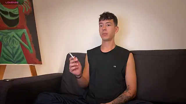 Snapshot of TheLeinad_Live chatting on October 31, 2025, 4:13 am TheLeinad Live online show from October 31, 2025, 4:13 am