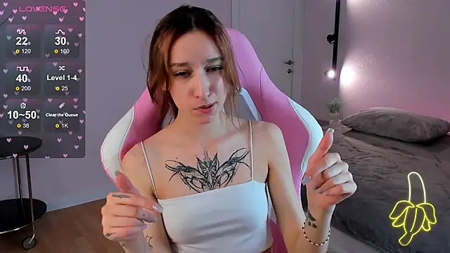 Snapshot of Doris_Scott chatting on March 21, 2025, 8:06 am Doris Scott online show from March 21, 2025, 8:06 am