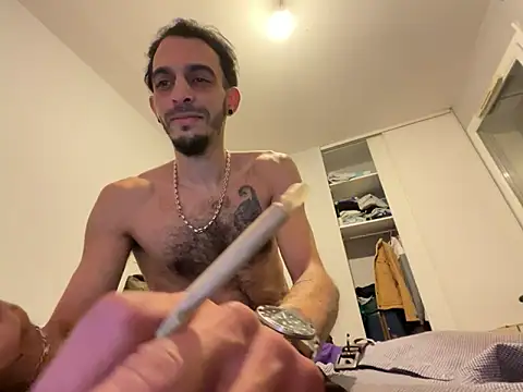 Rebeu313 online show from April 4, 2026, 12:42 am