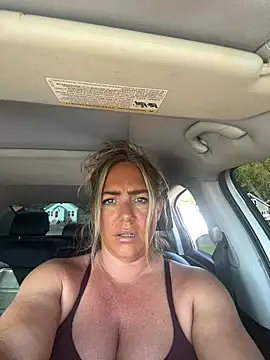 sunshinekisses online show from June 1, 2026, 3:25 pm