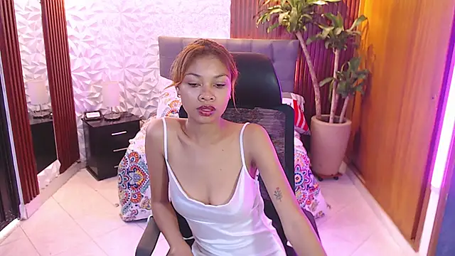Snapshot of Perla_prg chatting on February 7, 2025, 6:45 pm Perla prg online show from February 7, 2025, 6:45 pm