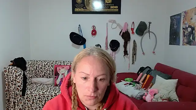 emperabigbootybigass online show from March 13, 2026, 12:39 am