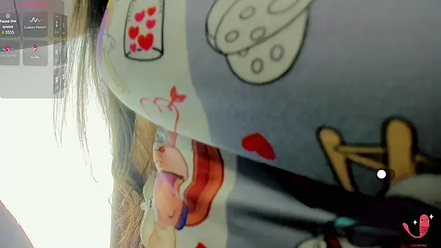 Snapshot of samy__milf chatting on March 3, 2026, 7:42 pm samy milf online show from March 3, 2026, 7:42 pm