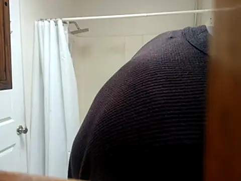 Snapshot of DevinToore chatting on November 20, 2025, 9:03 pm DevinToore online show from November 20, 2025, 9:03 pm