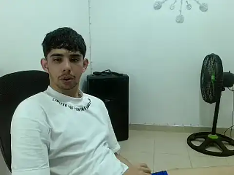 sexy dirty couple2 online show from February 9, 2025, 8:11 am