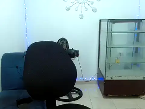 sexy dirty couple2 online show from February 12, 2025, 7:13 am