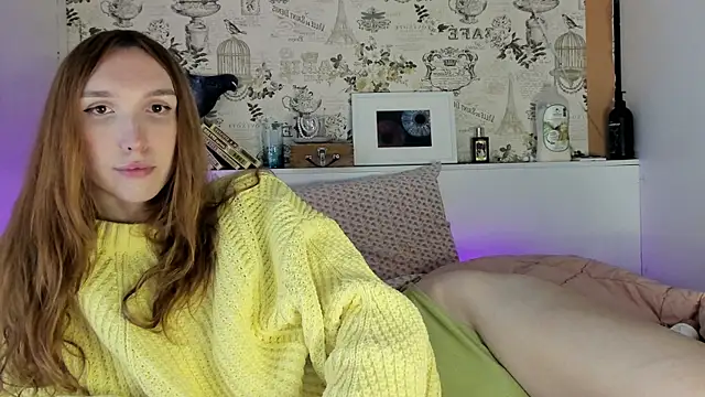 LisaIcon online show from October 8, 2025, 12:41 am