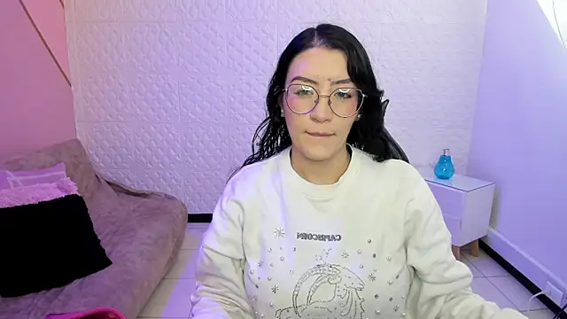 Snapshot of Violetaa_diazz chatting on October 11, 2025, 9:13 pm Violetaa diazz online show from October 11, 2025, 9:13 pm