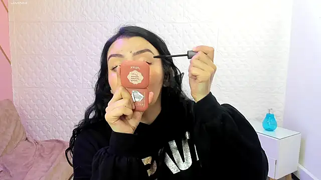 Snapshot of Violetaa_diazz chatting on October 16, 2025, 9:16 pm Violetaa diazz online show from October 16, 2025, 9:16 pm