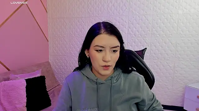 Snapshot of Violetaa_diazz chatting on October 29, 2025, 9:16 pm Violetaa diazz online show from October 29, 2025, 9:16 pm