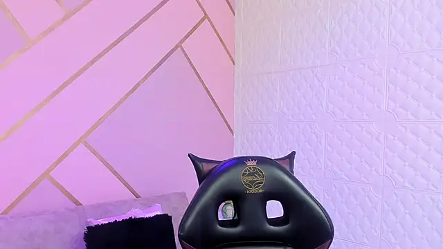 Violetaa diazz online show from January 13, 2026, 9:09 pm