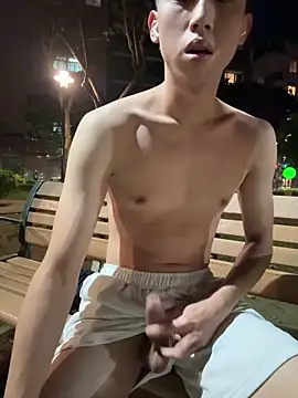 Benson18y online show from November 5, 2025, 6:41 pm