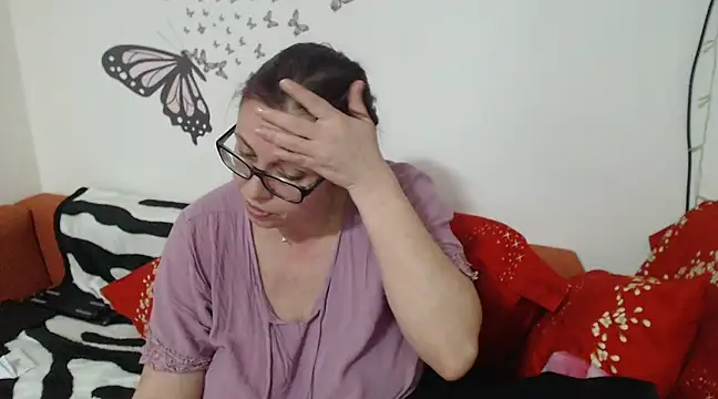 LadyHellene online show from February 19, 2025, 7:16 pm