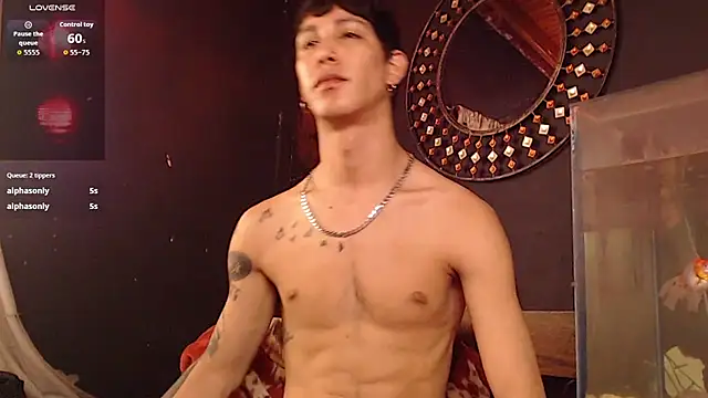 Snapshot of Godly_huan chatting on May 26, 2026, 2:57 pm Godly huan online show from May 26, 2026, 2:57 pm