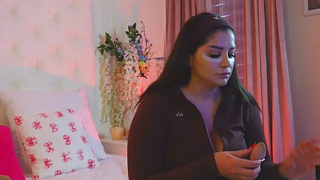 Amberseyes online show from March 25, 2026, 5:24 am