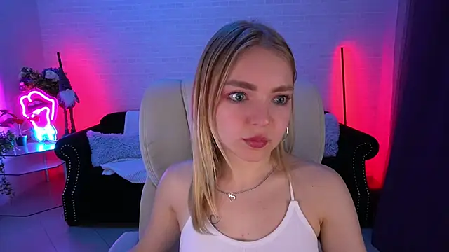 EmilySunshineS online show from December 12, 2024, 9:15 pm