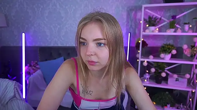 EmilySunshineS online show from September 16, 2025, 6:47 am