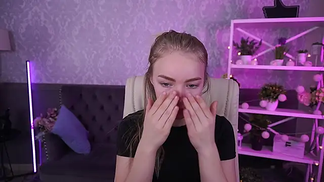 EmilySunshineS online show from September 24, 2025, 6:06 am