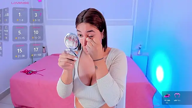 Snapshot of ScarlettWet9 chatting on December 20, 2024, 3:47 am ScarlettWet9 online show from December 20, 2024, 3:47 am