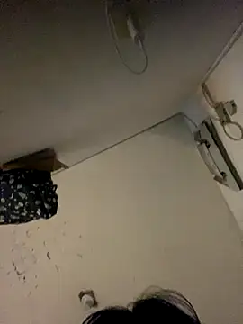 Snapshot of Carolinen chatting on September 21, 2025, 4:30 pm Carolinen online show from September 21, 2025, 4:30 pm