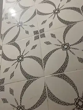 Snapshot of Carolinen chatting on October 3, 2025, 7:00 pm Carolinen online show from October 3, 2025, 7:00 pm