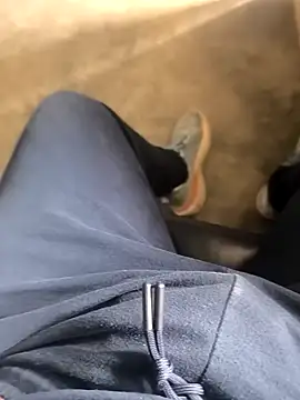 rana9639 1 online show from December 17, 2024, 6:45 am