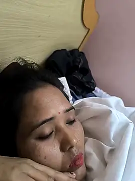 rana9639 1 online show from February 17, 2025, 8:04 pm