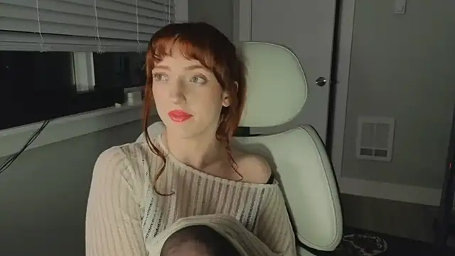 Snapshot of foxxyyyred chatting on January 12, 2026, 7:02 am foxxyyyred online show from January 12, 2026, 7:02 am