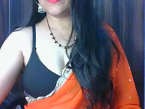 Snapshot of santurmom chatting on February 19, 2026, 5:42 pm santurmom online show from February 19, 2026, 5:42 pm