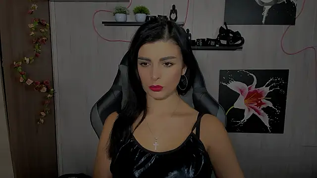 Snapshot of KayWuds chatting on December 6, 2024, 1:00 pm KayWuds online show from December 6, 2024, 1:00 pm