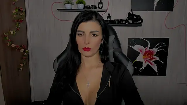 Snapshot of KayWuds chatting on December 6, 2024, 4:06 pm KayWuds online show from December 6, 2024, 4:06 pm