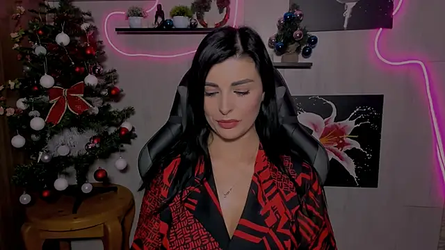 Snapshot of KayWuds chatting on December 26, 2024, 2:16 pm KayWuds online show from December 26, 2024, 2:16 pm