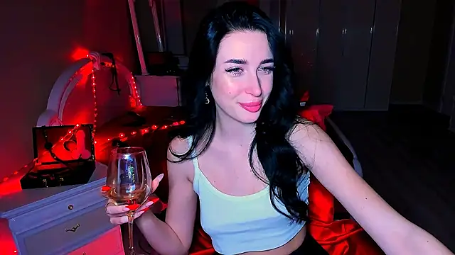 lovely desire online show from January 19, 2025, 6:00 pm