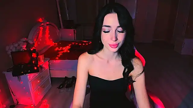 lovely desire online show from October 5, 2025, 7:50 am