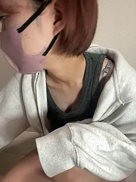 -x MIU x online show from October 9, 2025, 9:29 am