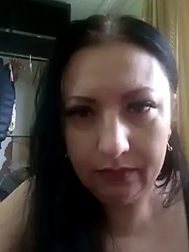 Veronica-Celie online show from December 17, 2025, 6:52 am